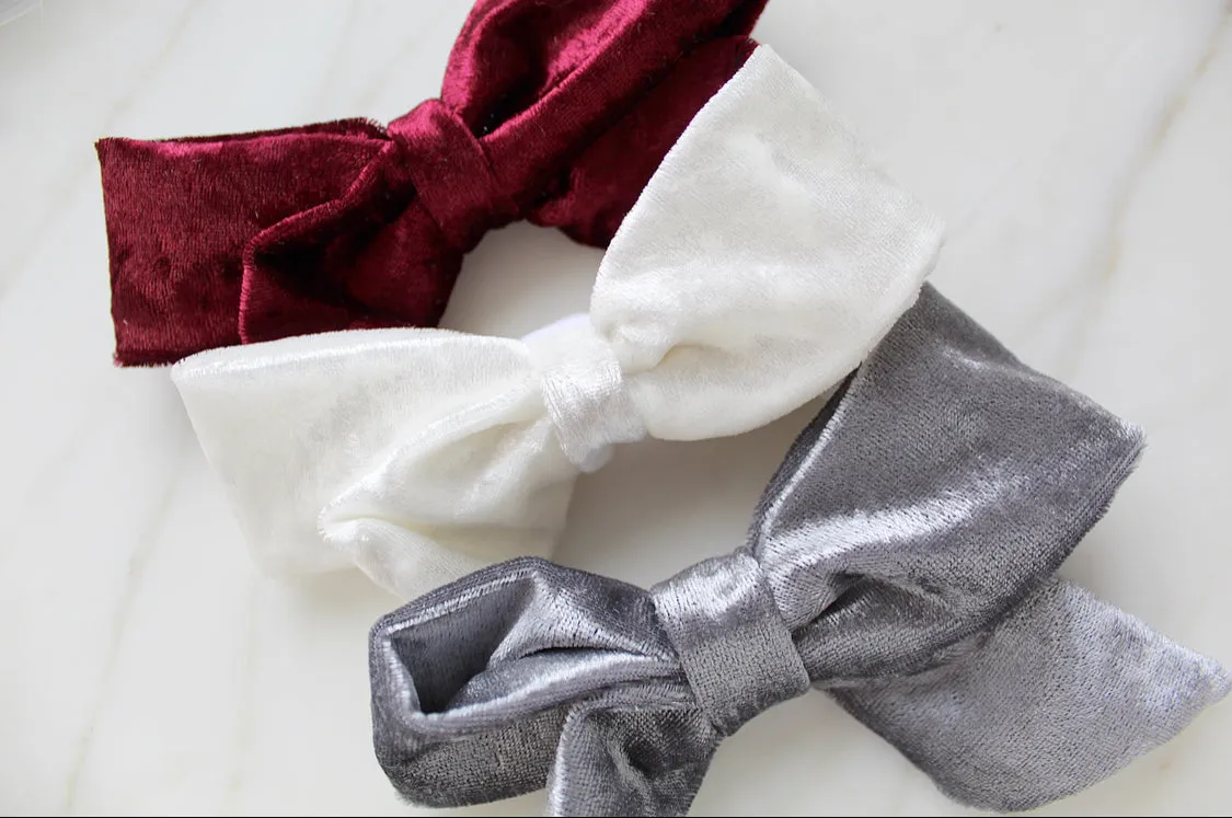 Catherine of Siena Bow Set