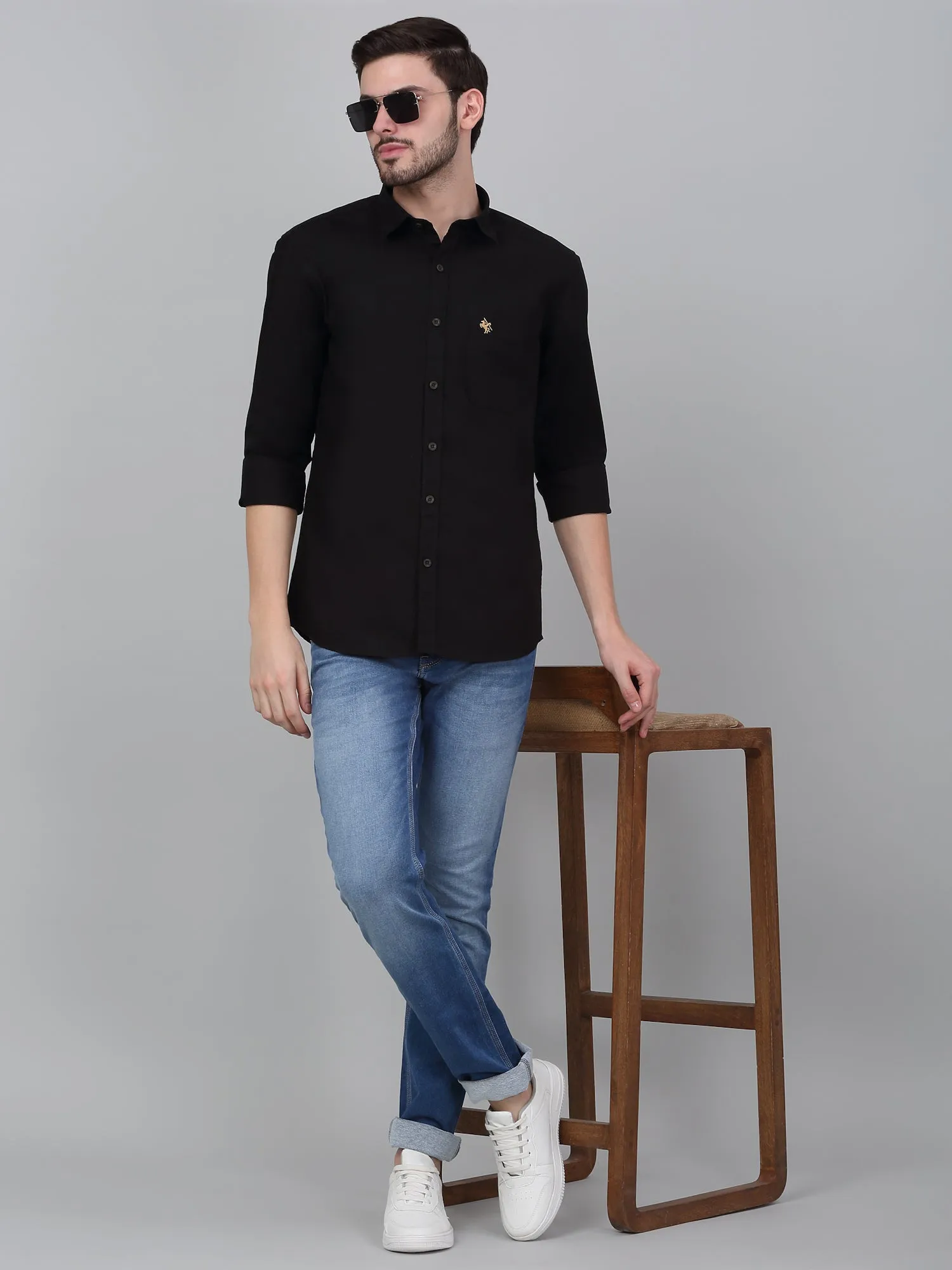 Men's Black Solid Full Sleeve Casual Shirt