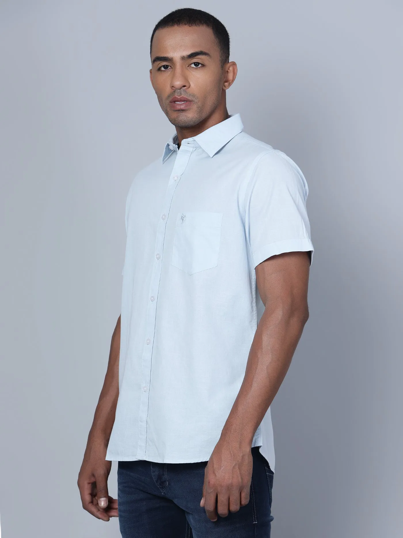 Men's Light Blue Casual Plain Half Sleeve Shirt