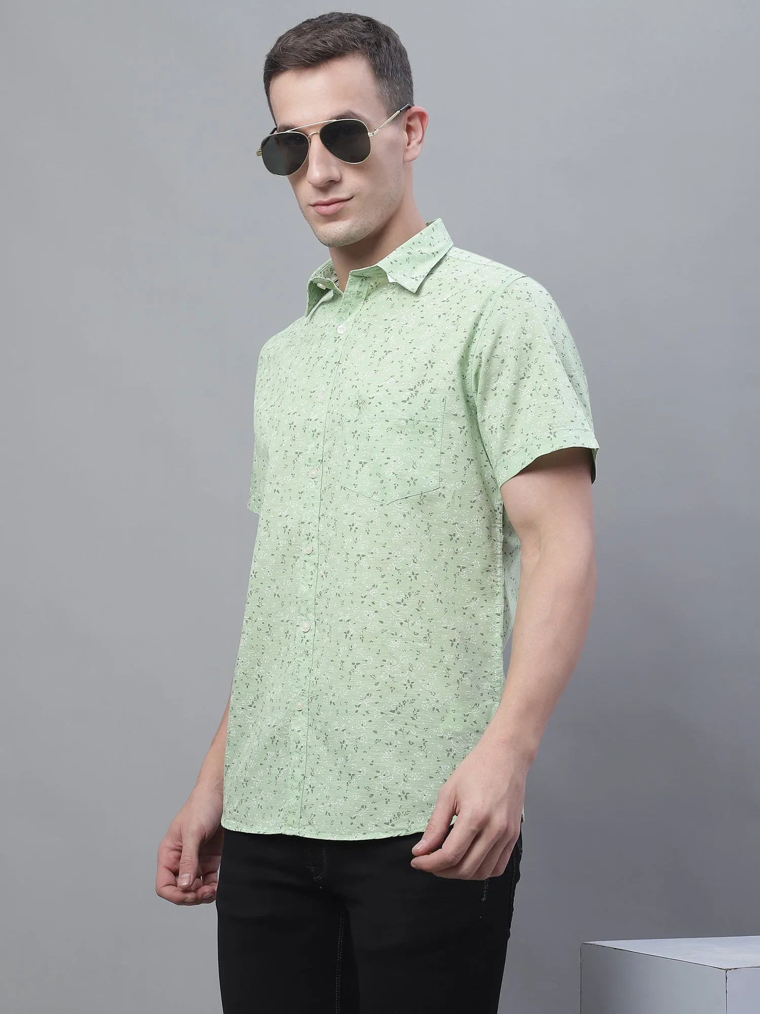 Men's Light Green Casual Floral Ditsy Print Half Sleeve Shirt