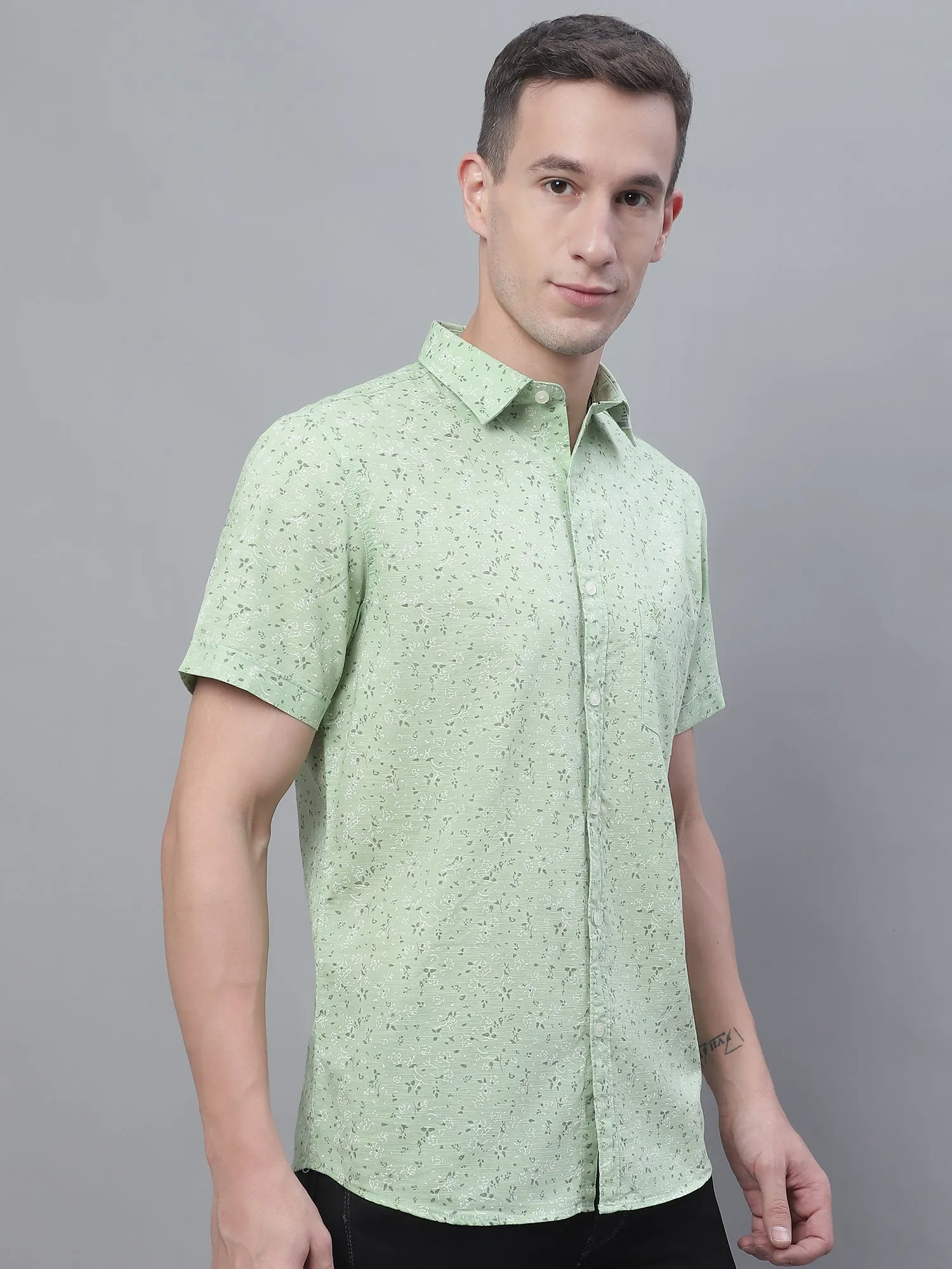 Men's Light Green Casual Floral Ditsy Print Half Sleeve Shirt