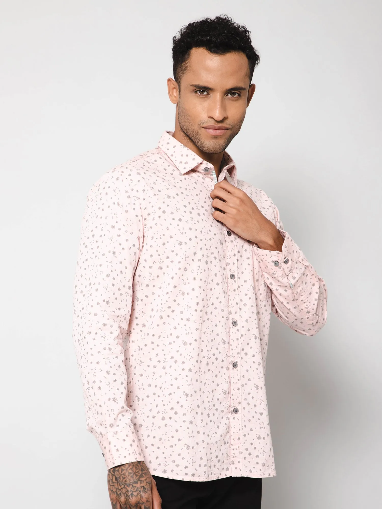 Men's Light Pink Casual Floral Print Full Sleeve Shirt