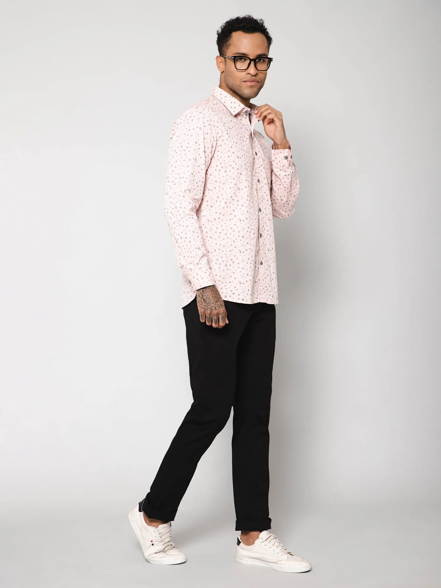 Men's Light Pink Casual Floral Print Full Sleeve Shirt