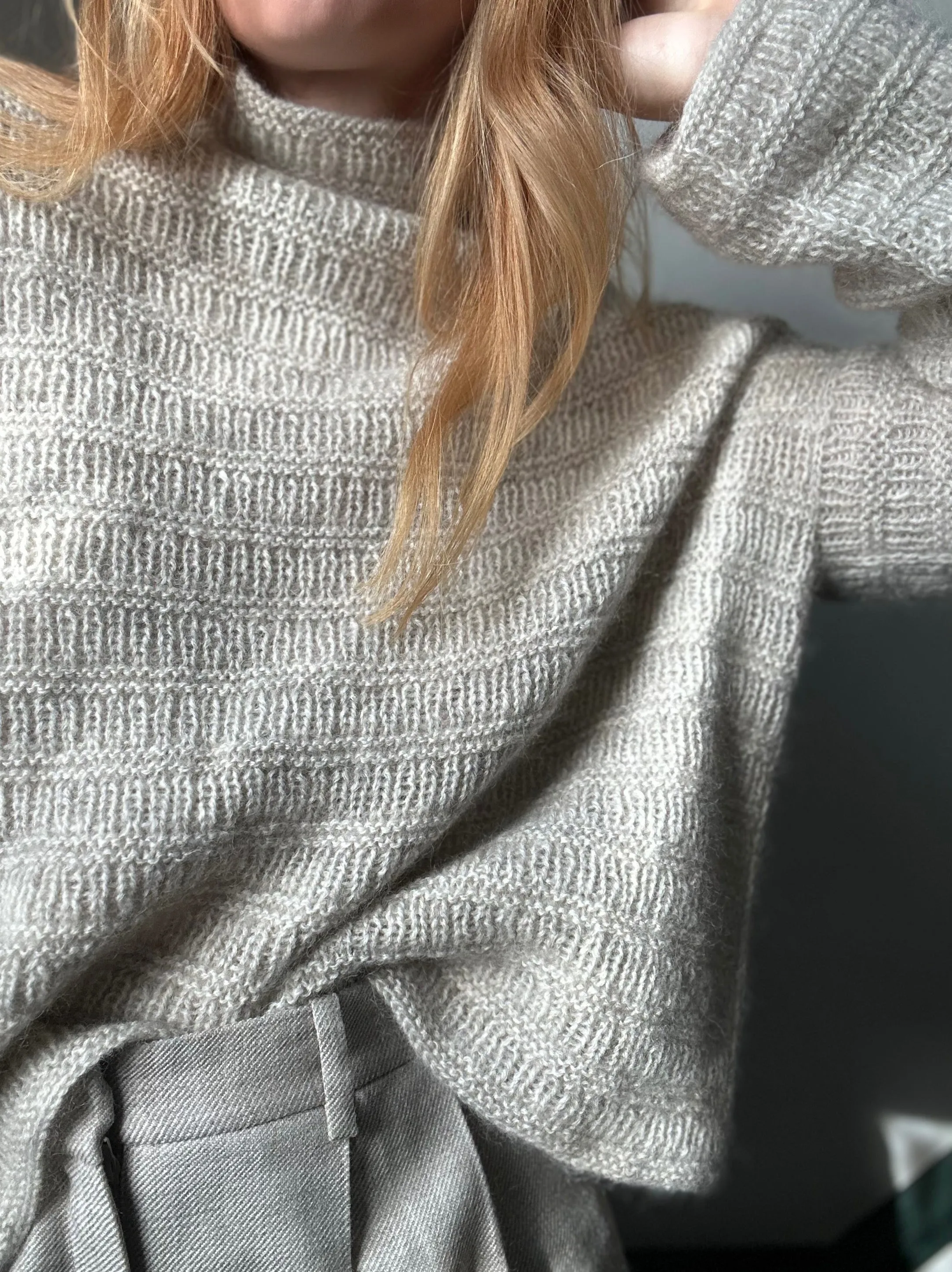 Sweater No. 28 - ENGLISH